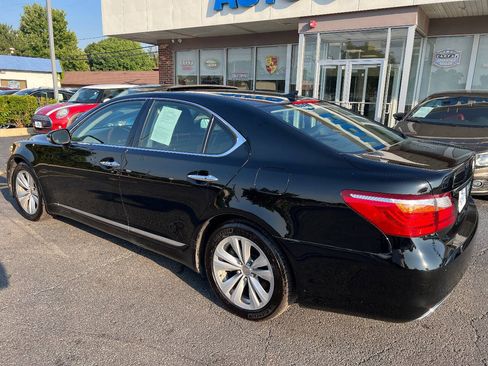 Used 2011 Lexus LS 460 AWD w/ Luxury Value Edition image 12