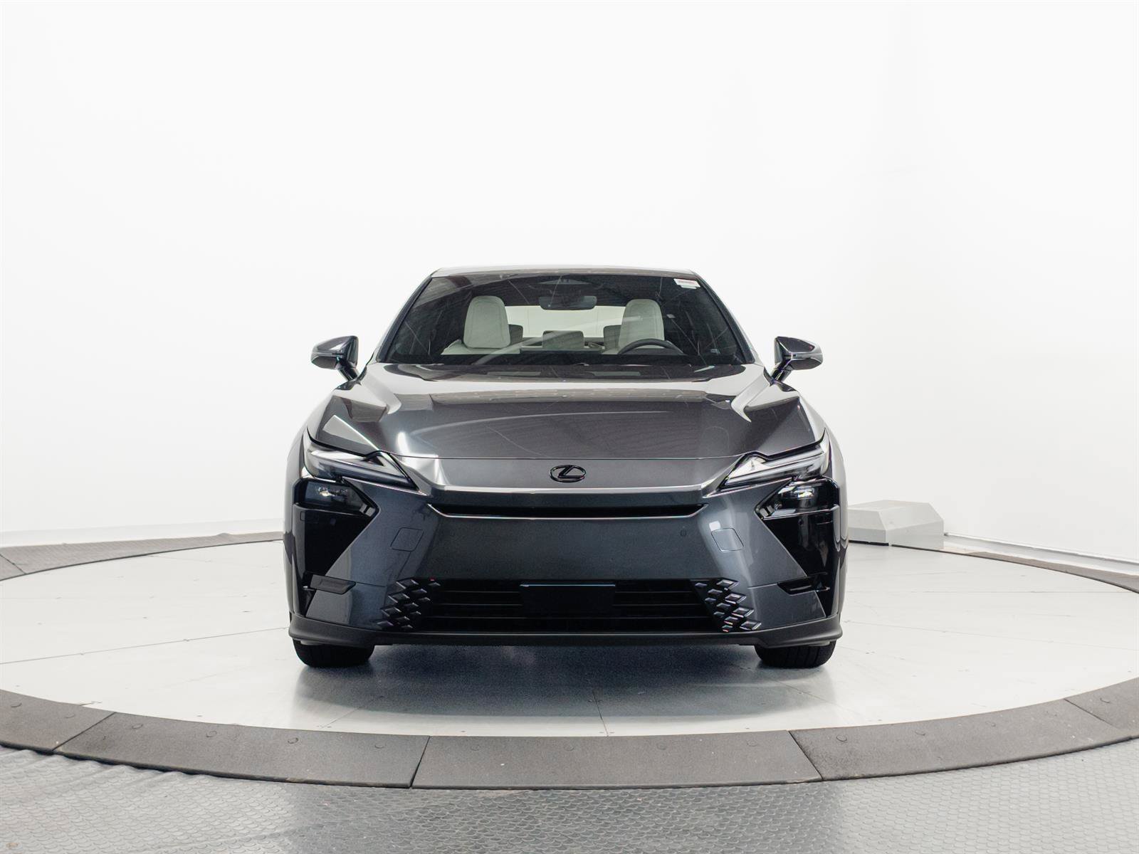 New 2026 Lexus ES 350h w/ Convenience Package FWD image 2