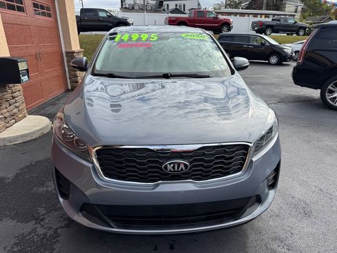 Used 2020 Kia Sorento LX image 8