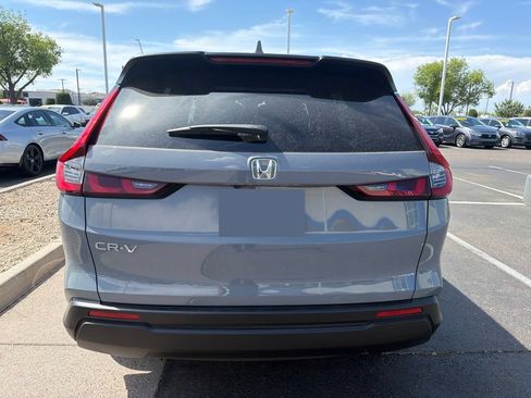 Certified 2026 Honda CR-V EX image 5