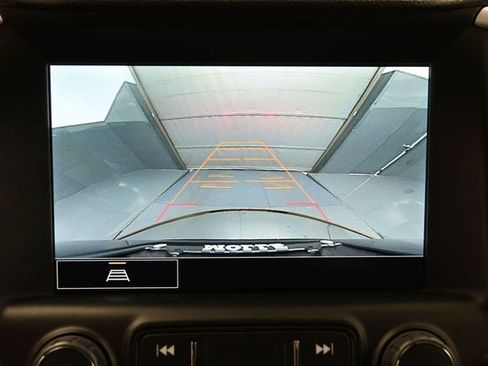 Used 2023 GMC Terrain SLT AWD/4WD image 23