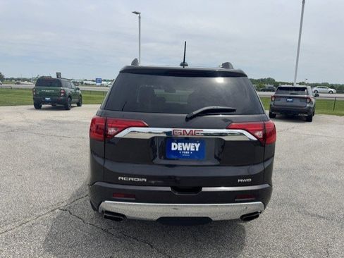 Used 2018 GMC Acadia Denali w/ Technology Package AWD/4WD image 8