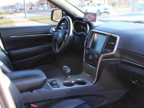 Used 2015 Jeep Grand Cherokee Limited image 75