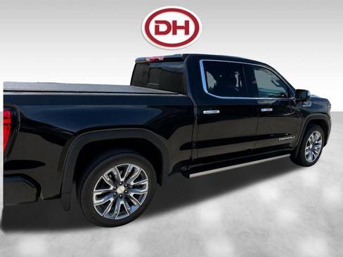 Used 2025 GMC Sierra 1500 Denali AWD/4WD image 6