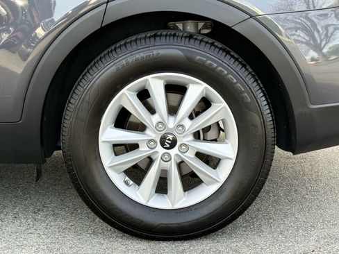 Used 2019 Kia Sorento LX w/ Option Group 020 image 19