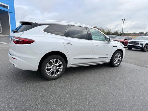 Used 2021 Buick Enclave Avenir w/ Avenir Technology Package image 6