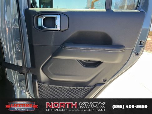 New 2026 Jeep Gladiator Sport AWD/4WD image 24