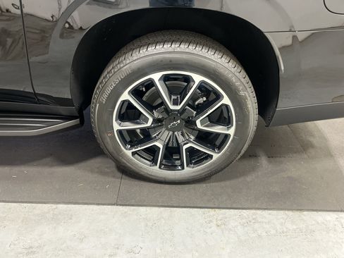 New 2026 Chevrolet Suburban RST w/ Advanced Technology Package AWD/4WD image 28