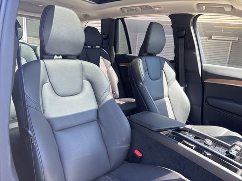 Used 2025 Volvo XC90 B5 Plus w/ Protection Package Premier image 16