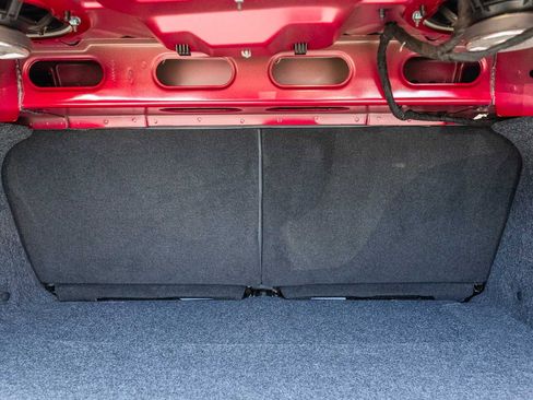 Used 2025 Ford Mustang Coupe RWD image 17