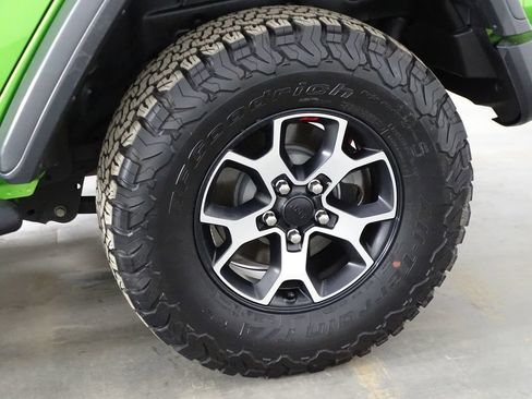 Used 2020 Jeep Wrangler Unlimited Rubicon w/ Steel Bumper Group AWD/4WD image 41