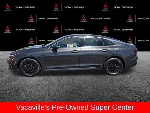 Used 2025 Kia K5 LXS FWD image 3