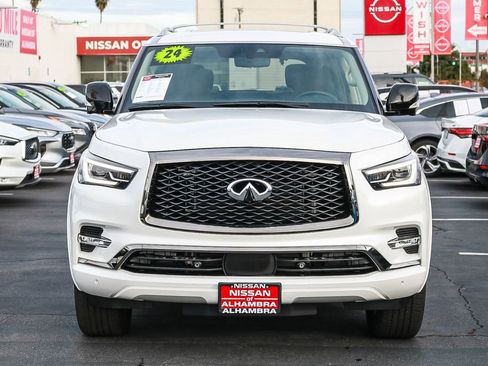 Used 2024 INFINITI QX80 Premium Select w/ All-Season Package image 3