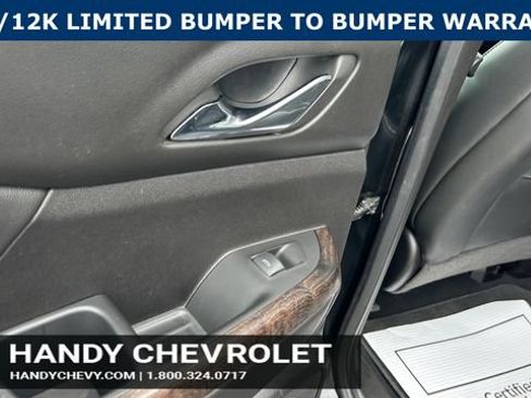 Certified 2022 GMC Acadia Denali w/ Black Diamond Edition AWD/4WD image 30