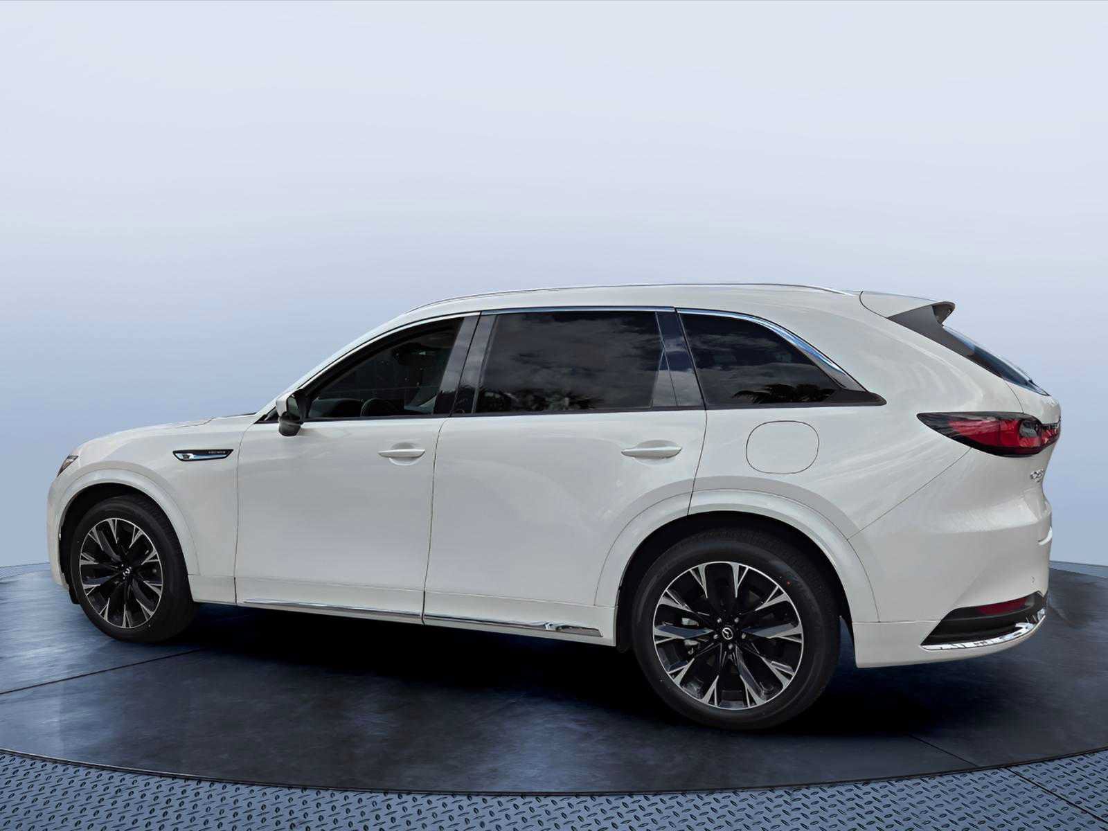 Certified 2025 MAZDA CX-90 3.3 Turbo S w/ Premium Plus AWD/4WD image 9