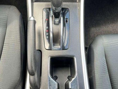 Used 2015 Honda Accord LX image 27