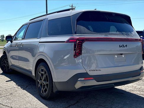 Used 2026 Kia Carnival SX Prestige FWD image 6