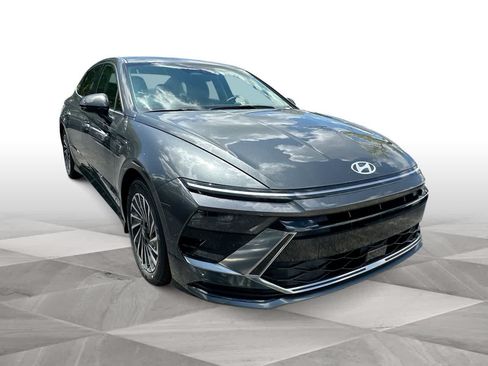 New 2025 Hyundai Sonata SEL FWD image 2