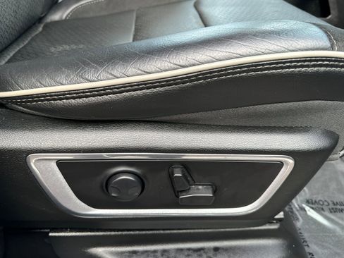 Used 2023 RAM 1500 Laramie image 22