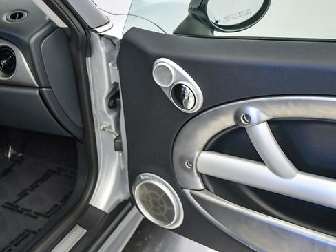 Used 2003 MINI Cooper S image 17