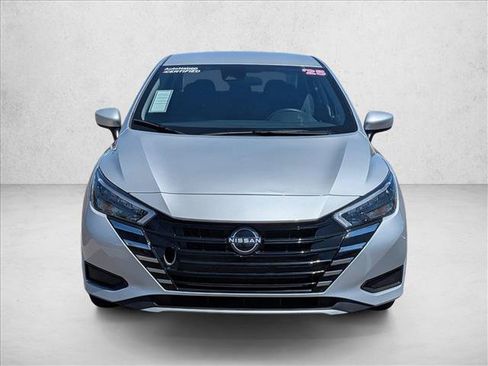 Used 2025 Nissan Versa SV FWD image 2