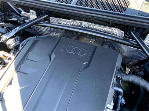 Used 2025 Audi Q5 Prestige image 30