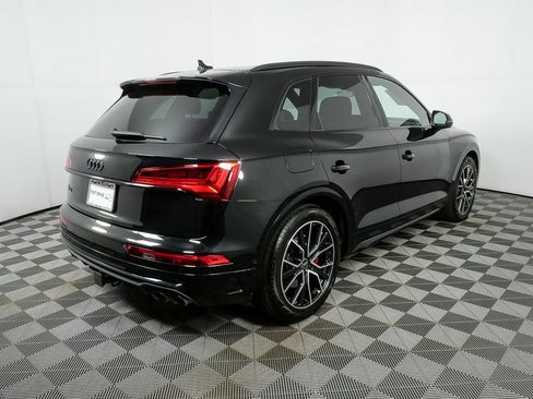 Used 2023 Audi SQ5 Prestige w/ Prestige Package image 3