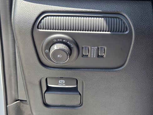 New 2025 Jeep Wagoneer L Series II w/ Premium Group I image 20