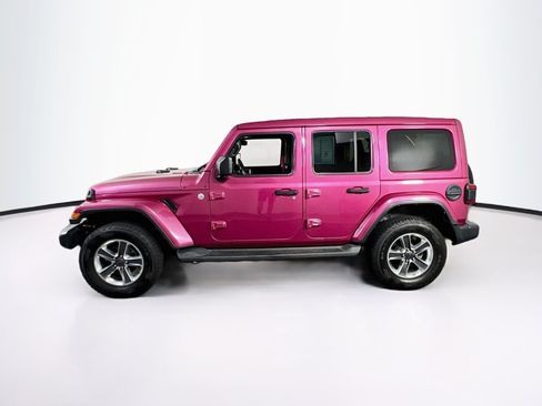 Used 2021 Jeep Wrangler Unlimited Sahara w/ LED Lighting Group AWD/4WD image 8