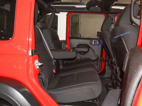 Used 2025 Jeep Wrangler Unlimited Rubicon 4xe w/ Safety Group image 25