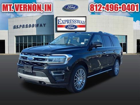 Used 2023 Ford Expedition Limited AWD/4WD image 3