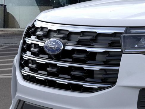 New 2026 Ford Explorer Active image 17