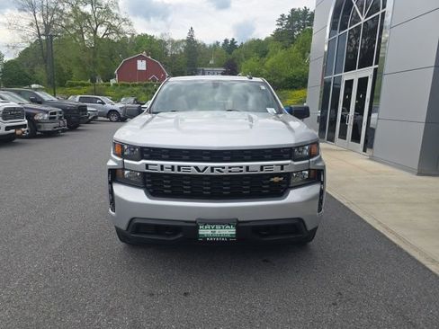 Used 2022 Chevrolet Silverado 1500 Custom AWD/4WD image 2