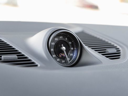 New 2026 Porsche Cayenne Coupe image 25