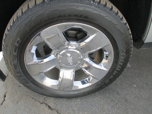 Used 2018 Chevrolet Silverado 1500 LTZ Z71 w/ LTZ Plus Package image 13