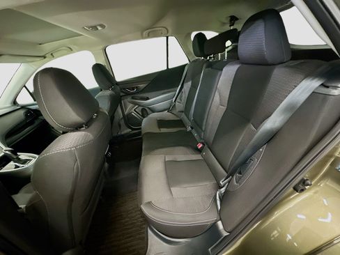 Used 2025 Subaru Outback Premium image 30