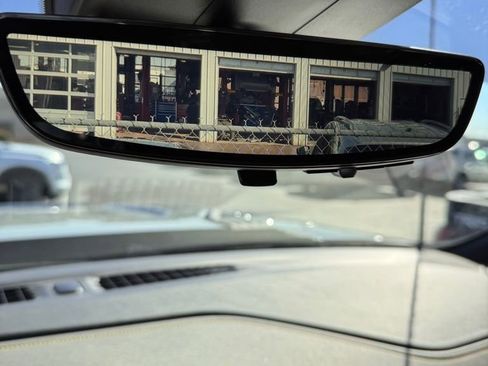 Used 2024 Chevrolet Silverado 2500 ZR2 w/ Technology Package image 21