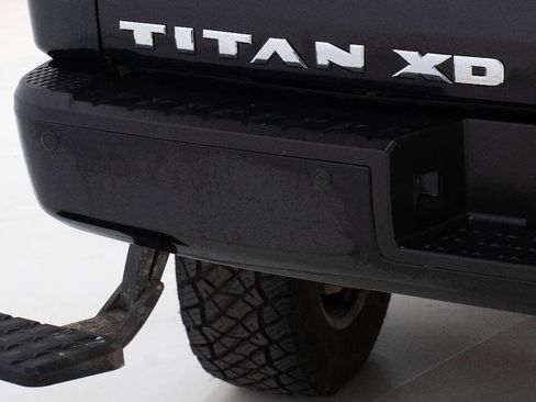 Used 2018 Nissan Titan PRO-4X w/ Pro-4x Convenience Package AWD/4WD image 20