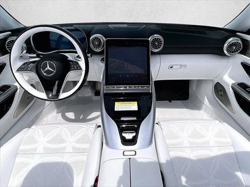 New 2026 Mercedes-Benz Maybach SL 680 image 7