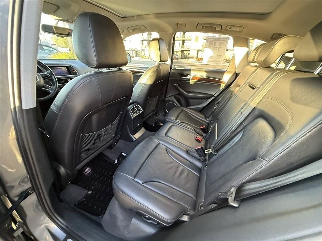 Used 2016 Audi Q5 2.0T Premium Plus w/ Technology Package AWD/4WD image 25