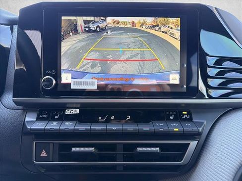 Certified 2026 Toyota Camry SE image 17