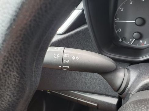 Certified 2025 Toyota Corolla LE FWD image 18