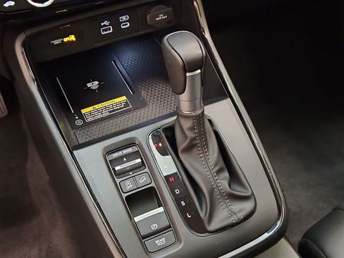 Used 2024 Honda CR-V EX-L image 9