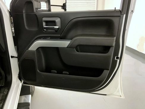 Certified 2016 Chevrolet Silverado 2500 LT w/ LT Convenience Package image 16