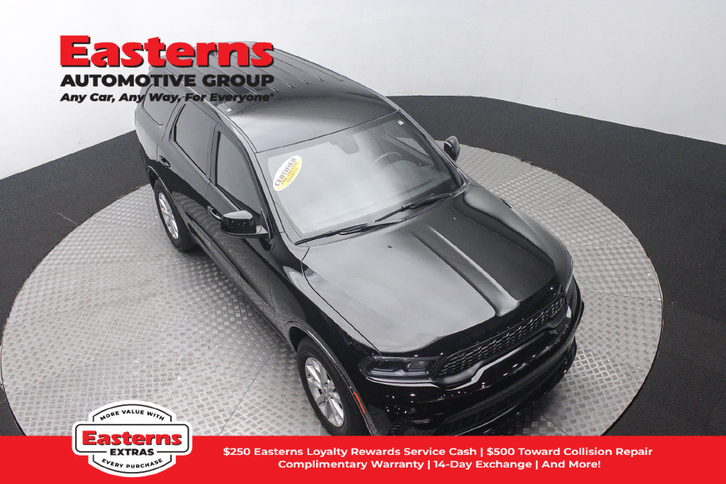 Used 2025 Dodge Durango GT RWD image 4