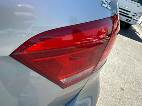 Used 2012 Volkswagen Passat 2.5 SE FWD image 7