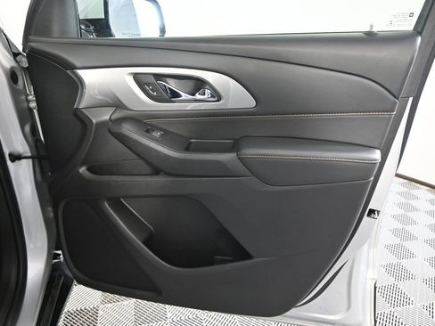 Used 2019 Chevrolet Traverse LT AWD/4WD image 12