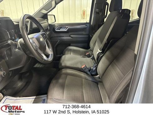 Certified 2025 Chevrolet Silverado 1500 LT AWD/4WD image 12