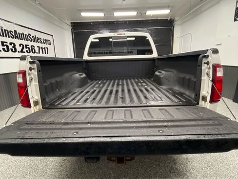 Used 2013 Ford F250 Lariat w/ Chrome Pkg image 26