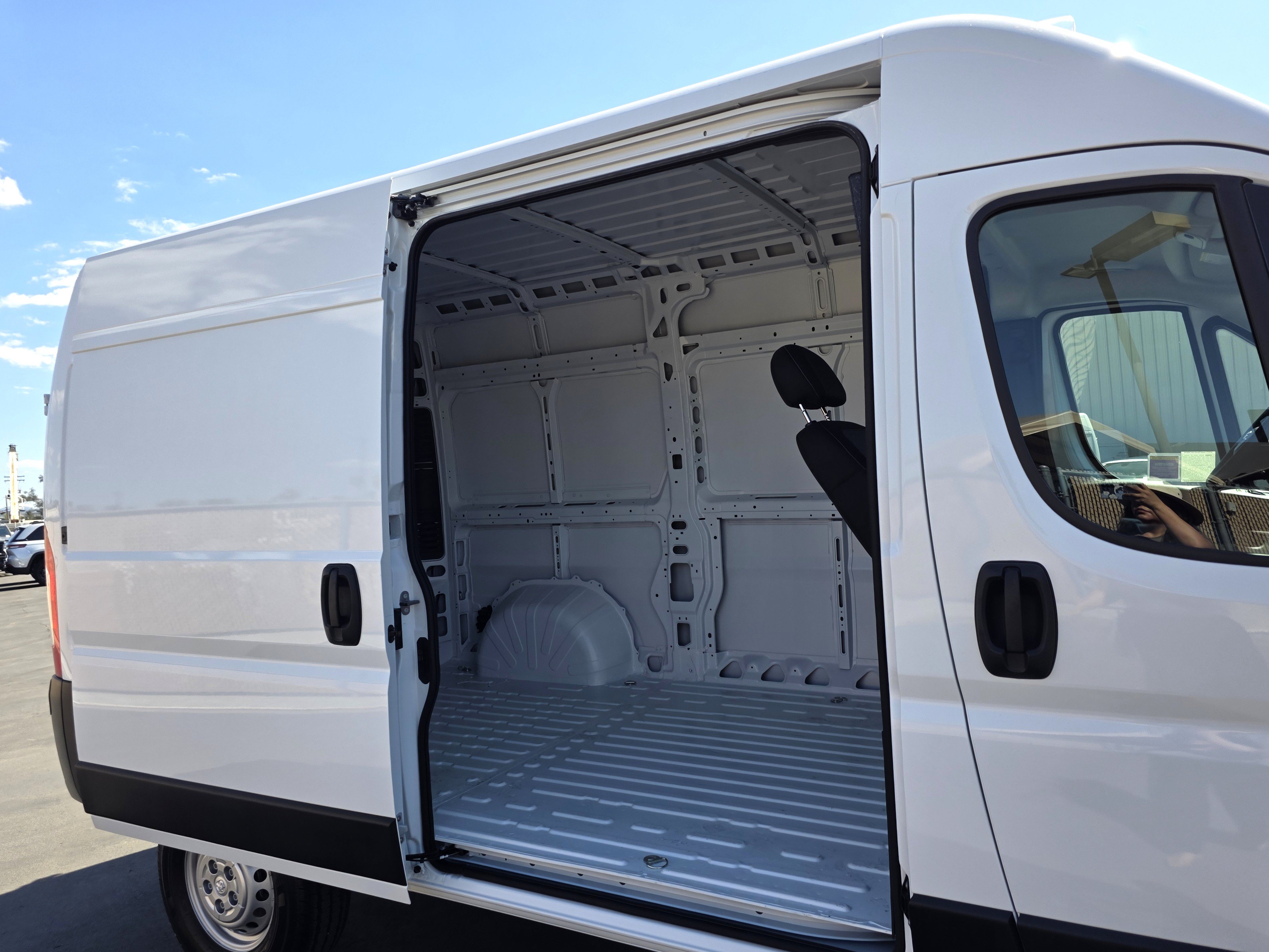 New 2027 RAM ProMaster 2500 FWD image 6